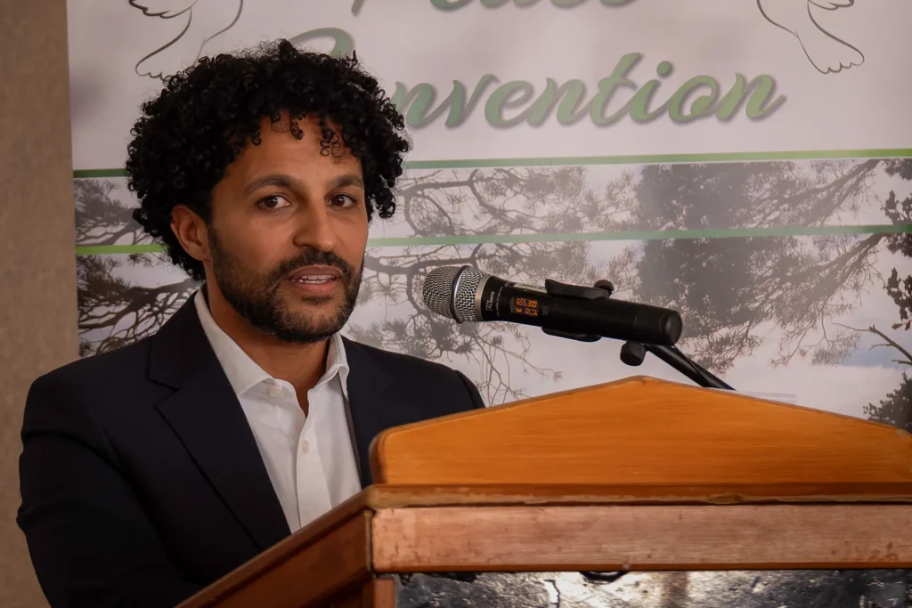 Dr Javid Abdelmoneim speaking when he accepted the Tipperary International Peace Award. Photo by Derek Fanning, Tipperary Volunteer Centre