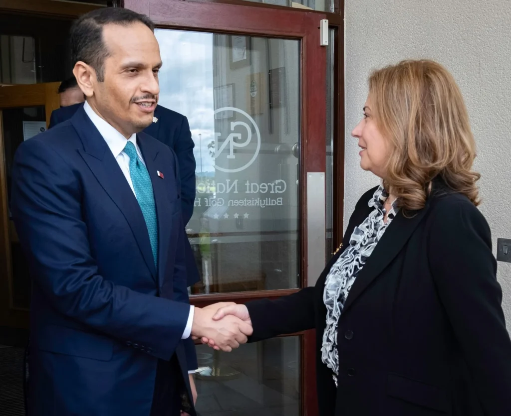The Prime Minister of Qatar is greeted by the Palestinian Ambassador as he prepares to leave Ballykisteen Hotel